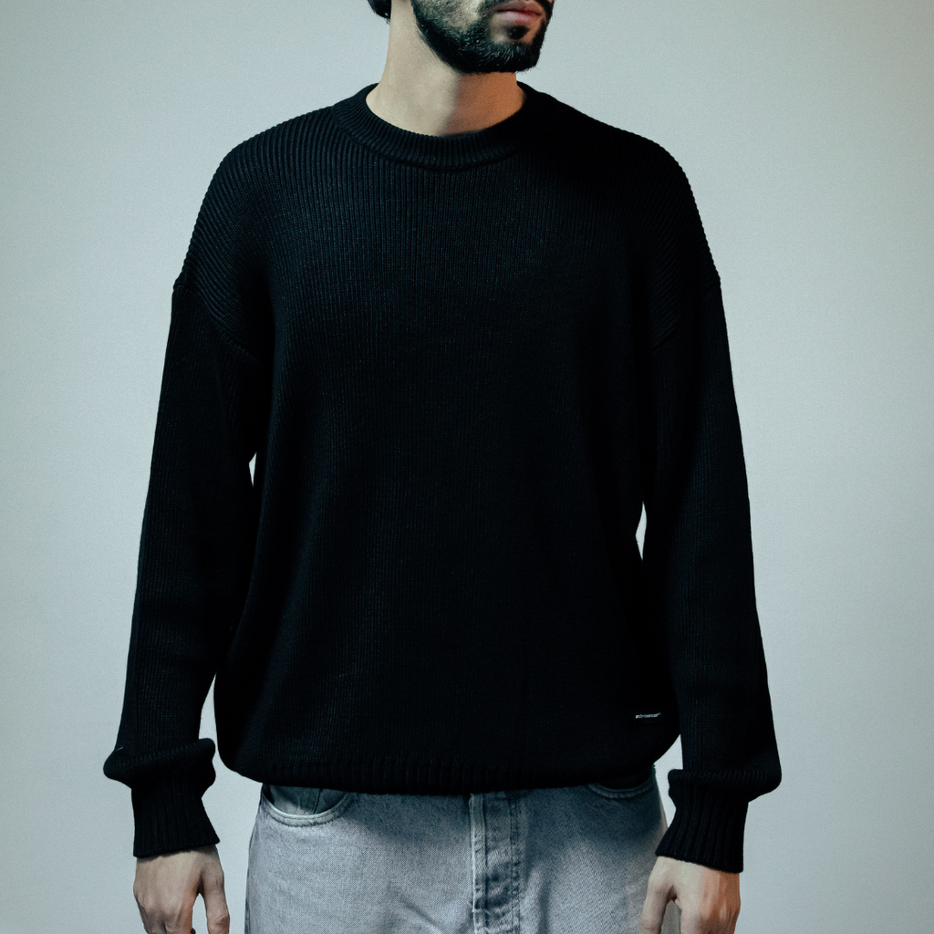 Happening in Tunis Heavyweight Black Knit